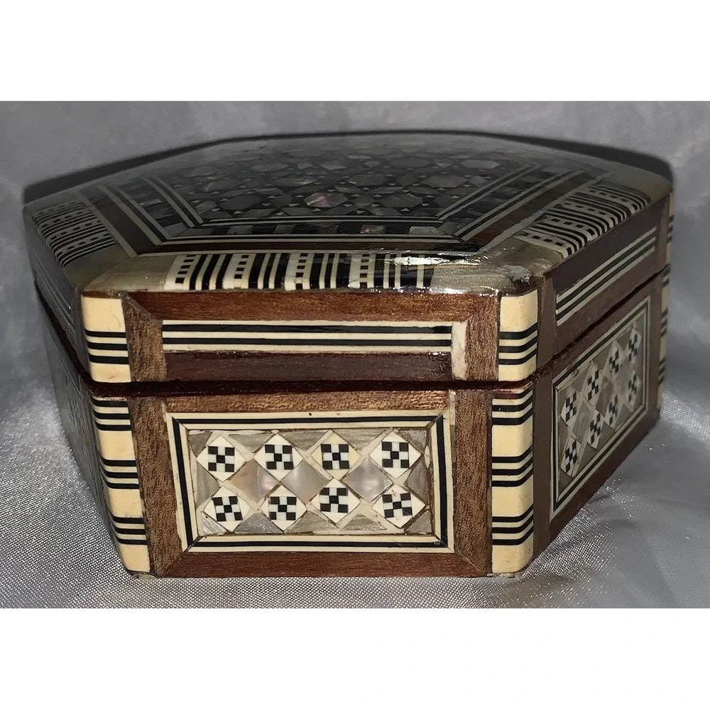 Handmade this egyptian
